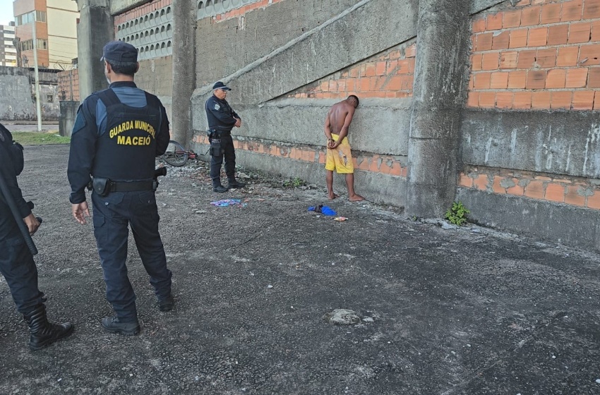 Guarda Municipal prende em flagrante homem suspeito de assalto no Centro de Maceió