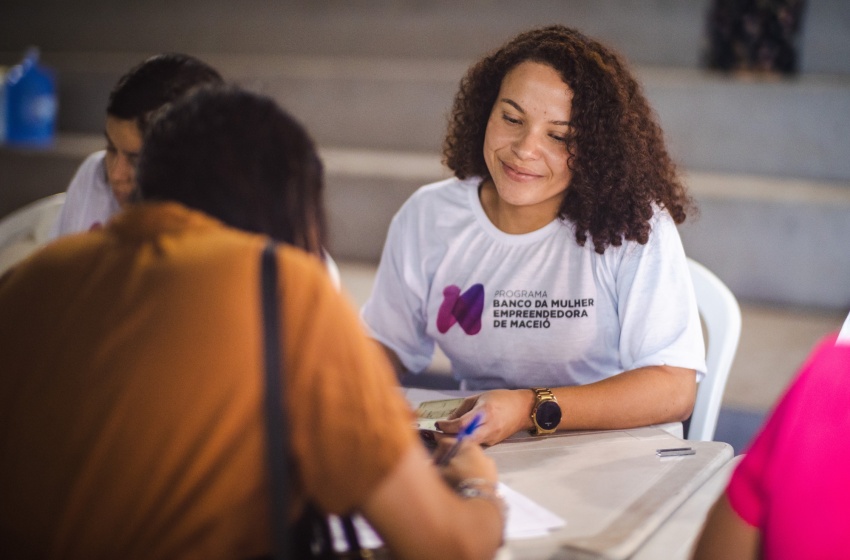 Semuc libera curso para empreendedoras aprovadas no Banco da Mulher