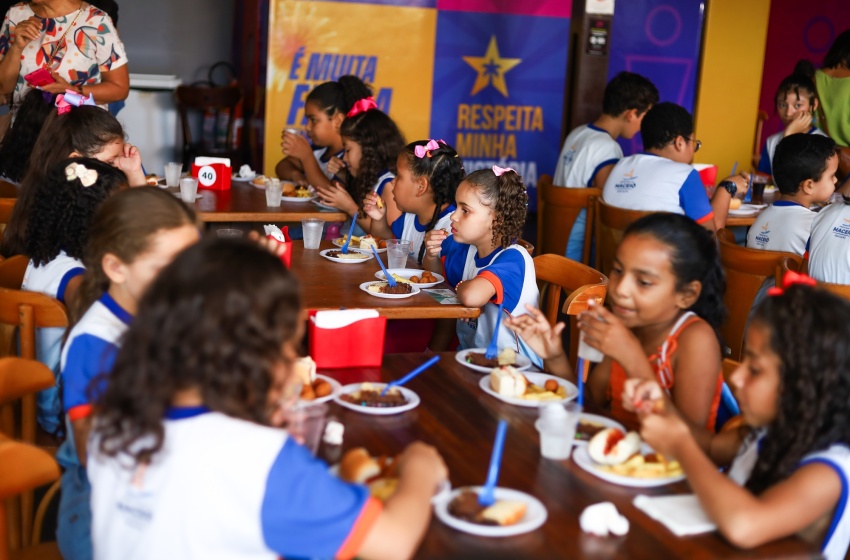 Estudantes de escolas municipais vão participar da Semana da Criança Abrasel