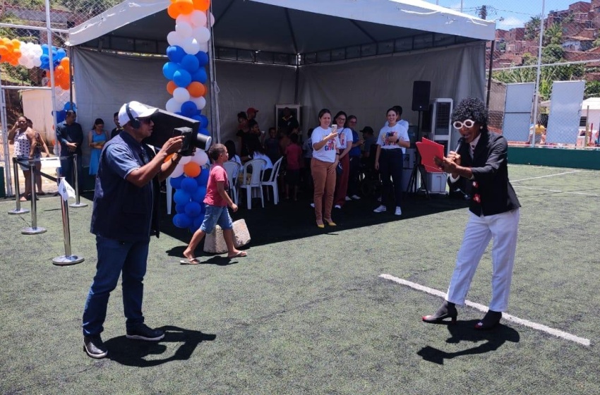 Desenvolvimento Social leva apresentação cultural para o Brota na Grota