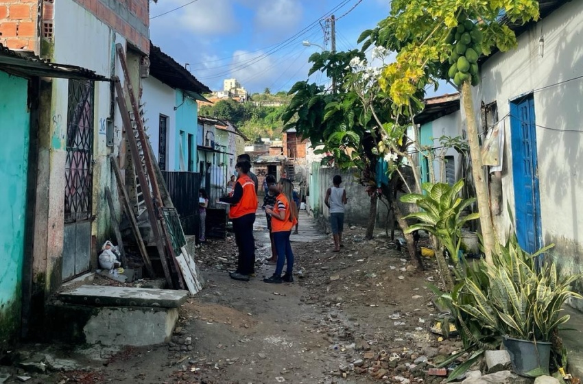 Casas que registram água aflorando do solo foram atendidas pela Defesa Civil de Maceió