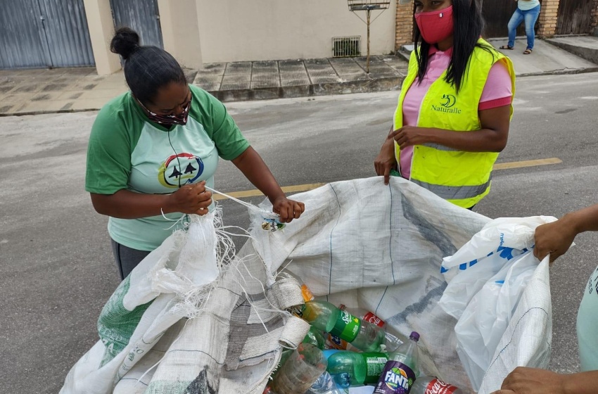 Prefeitura homenageia catadores de recicláveis no dia nacional da categoria