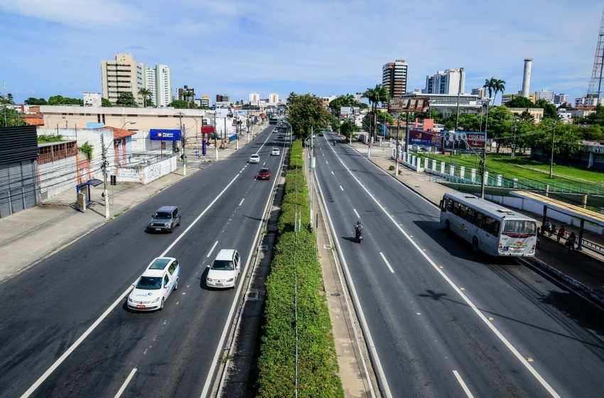 Prefeitura participa de início das obras da ciclovia na Fernandes Lima