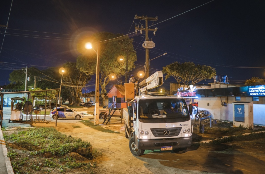 Mutirão da Sima restaura luminárias apagadas no Conjunto João Sampaio II