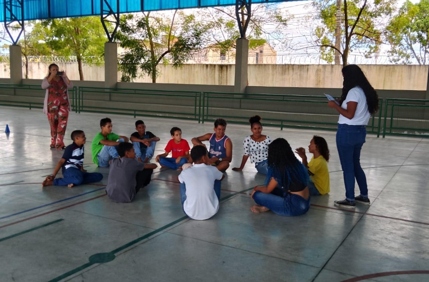 Adolescentes do Serviço de Convivência participam de ação com atividades de lazer e aprendizado