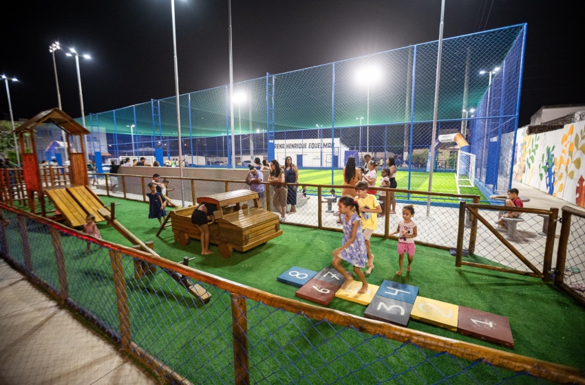 JHC inaugura Areninha Henrique Equelman e reforça transformação social na parte alta de Maceió