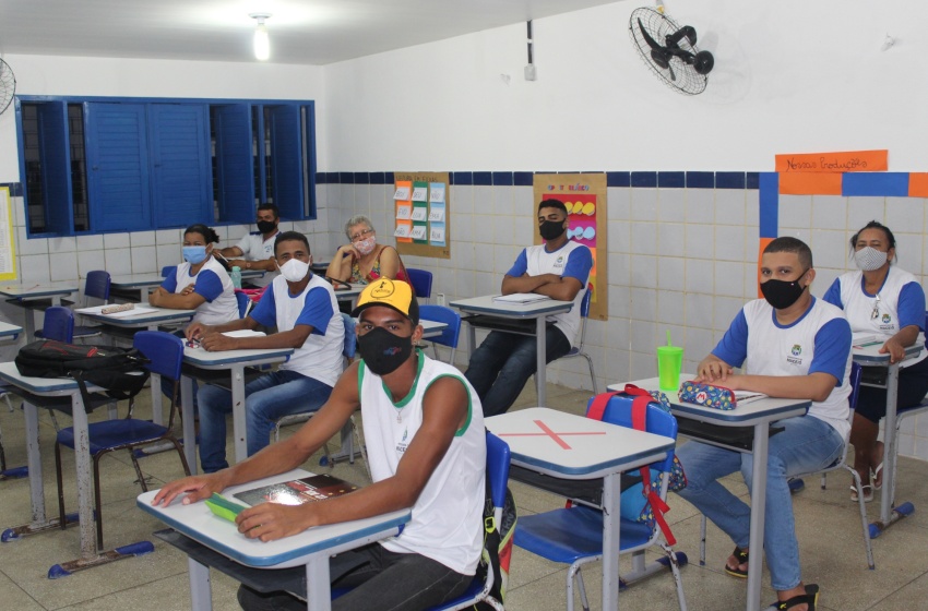 Novas matrículas para EJAI poderão ser realizadas a partir de 3 de janeiro