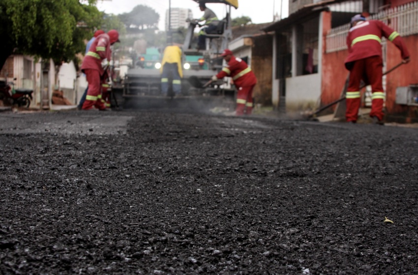 Prefeitura de Maceió inicia pavimentação asfáltica no Vale do Reginaldo