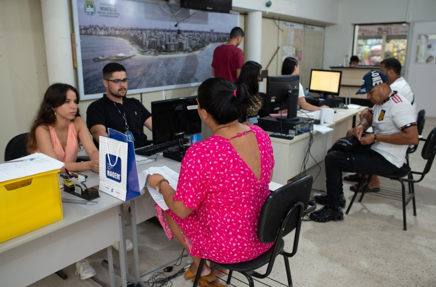 Confira as vagas de emprego disponíveis no Sine Maceió nesta segunda (5)