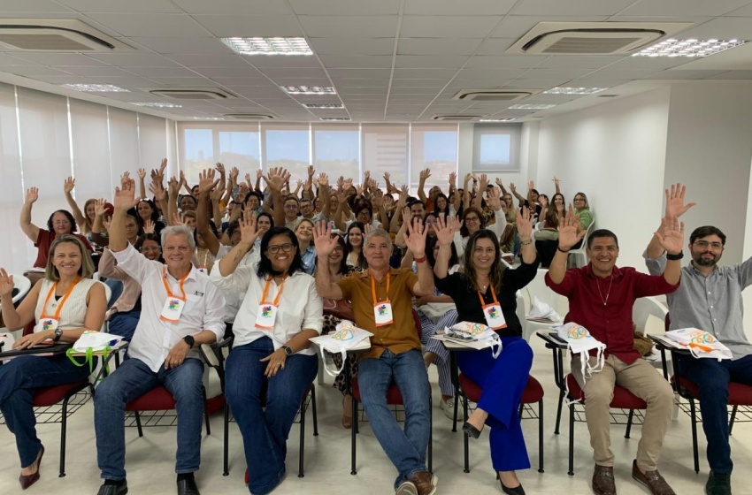 Servidores da Semdes participam da II Jornada dos Profissionais do Serviço de Convivência