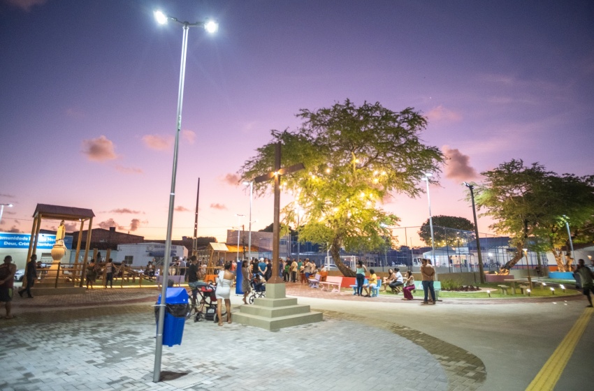 Prefeitura reforça iluminação no entorno de área de lazer no Vergel do Lago