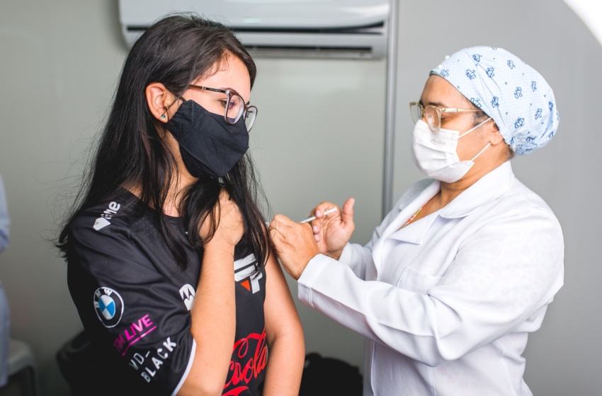Prefeitura retoma 1ª dose da vacina contra Covid-19 para remanescentes