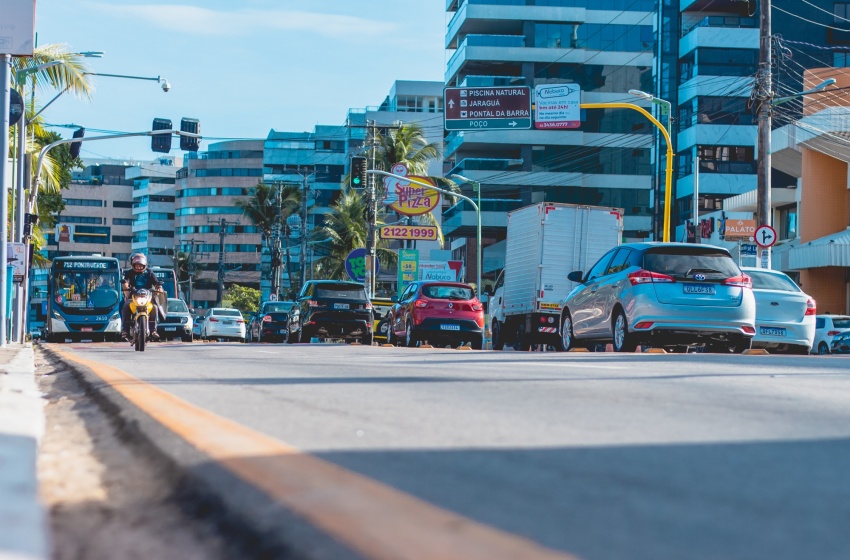 Prefeitura de Maceió lança campanha para evitar congestionamento na orla marítima