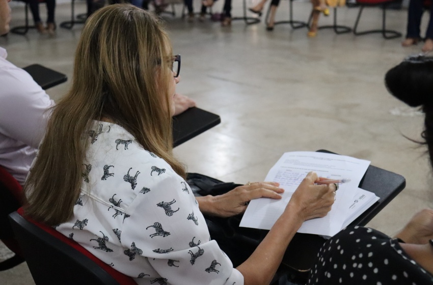Educação realiza capacitação sobre saúde do adolescente no ambiente escolar
