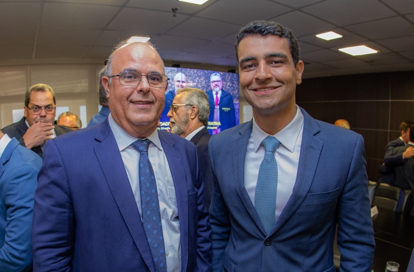 Prefeitura prestigia a posse do desembargador Fernando Tourinho