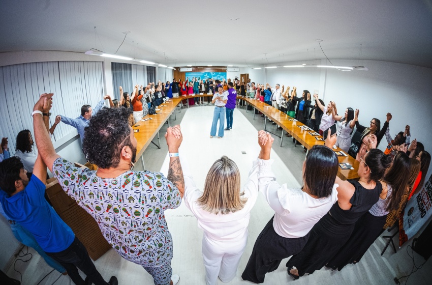 Prefeitura empossa membros do 1º Comitê de Promoção de Igualdade Racial do País