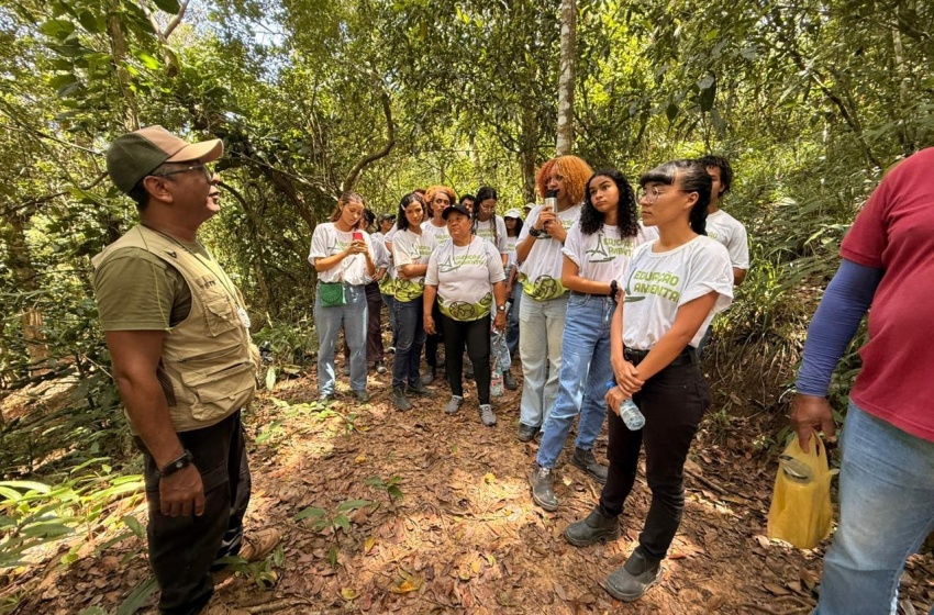 Servidores da Alurb celebraram o Dia do Educador Ambiental em meio à natureza