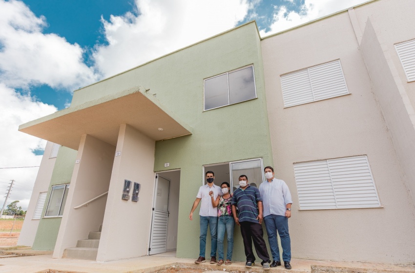 Prefeitura entrega chaves do Oiticica I e diz que Maceió avança em habitação