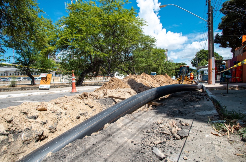 Prefeitura vistoria obra do Renasce Salgadinho e destaca importância para o meio ambiente