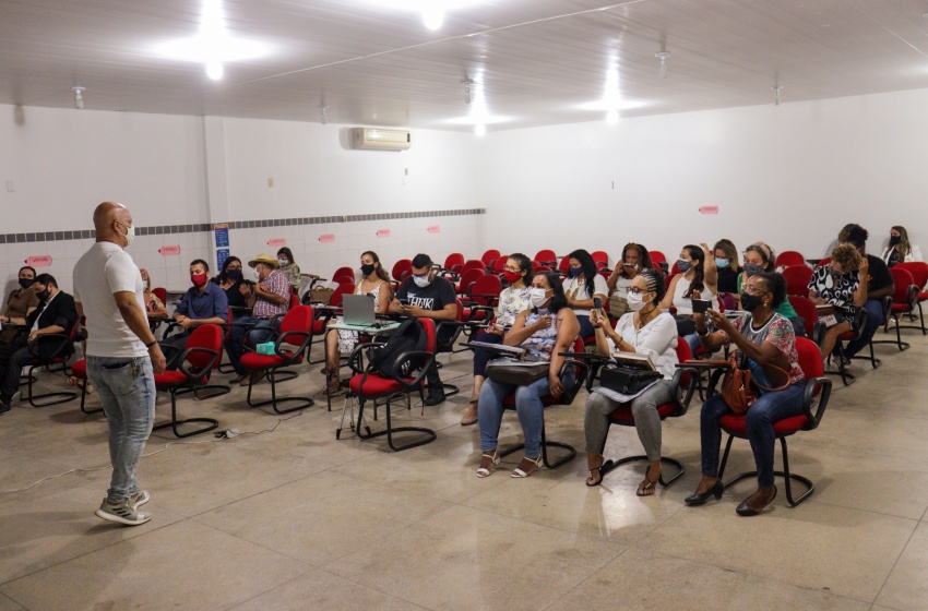 Servidores da Educação já frequentam cursos de inglês, espanhol e francês