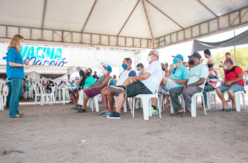 Novembro Azul: Dia D é marcado por ações de Saúde na orla lagunar