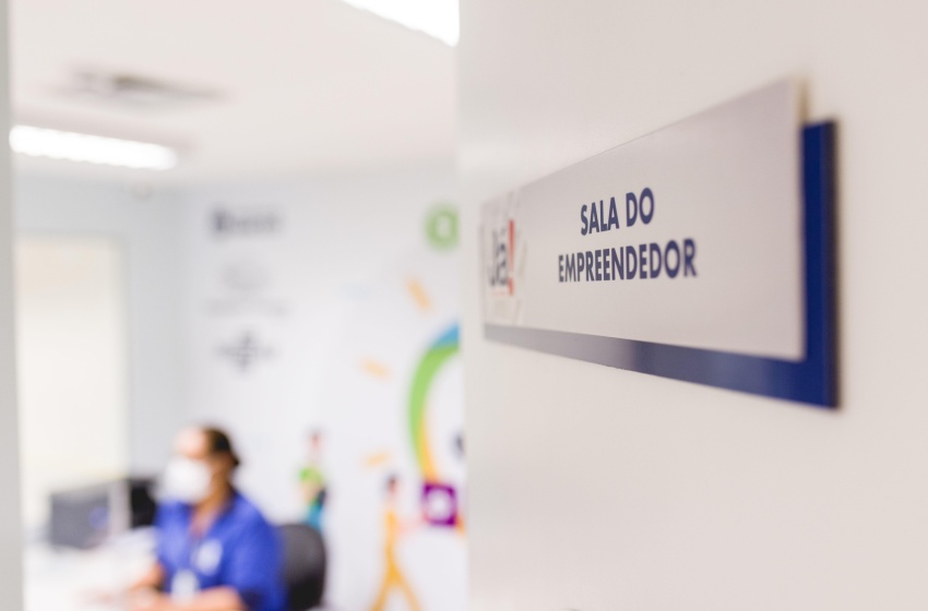 Salas do Empreendedor auxiliam microempreendedores individuais que desejam prestar serviços à Prefeitura de Maceió
