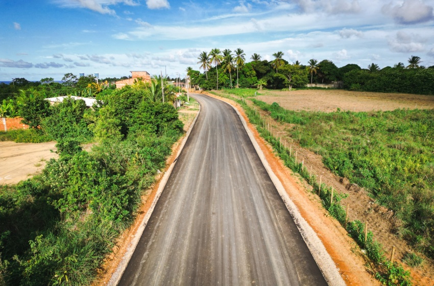 Eixo Norte: Prefeitura de Maceió leva pavimentação para o primeiro trecho entre o Alto do Cruzeiro e a Grota do Andraújo