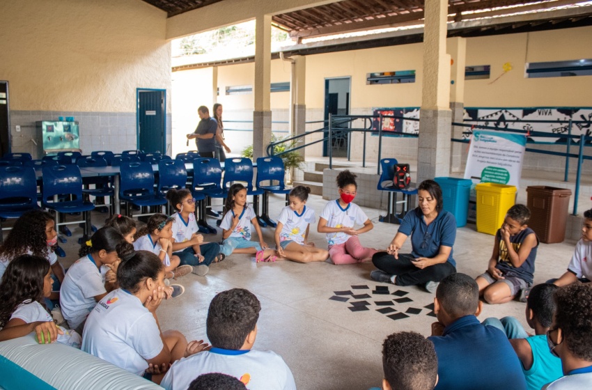 Renasce Salgadinho: Prefeitura realiza ação de conscientização ambiental em escola no Vale do Reginaldo