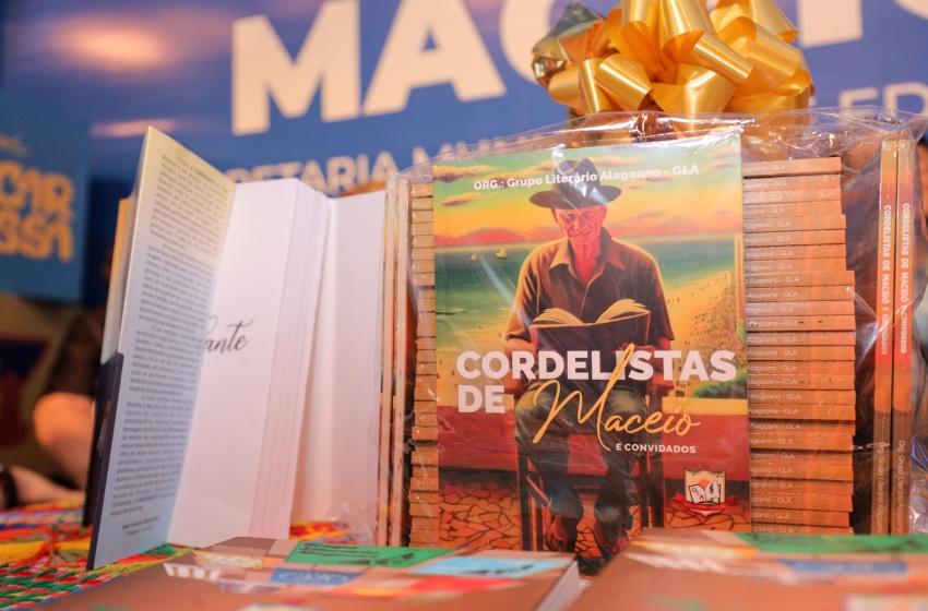 Livros lançados pela FMAC dão voz a escritores novos e veteranos