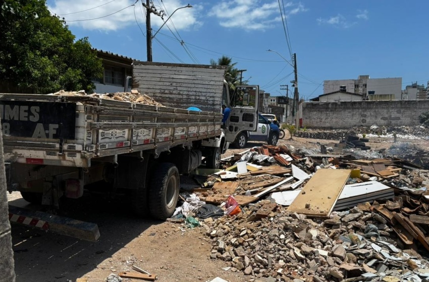 Operação Cidade Limpa coíbe descarte irregular de entulhos no Prado