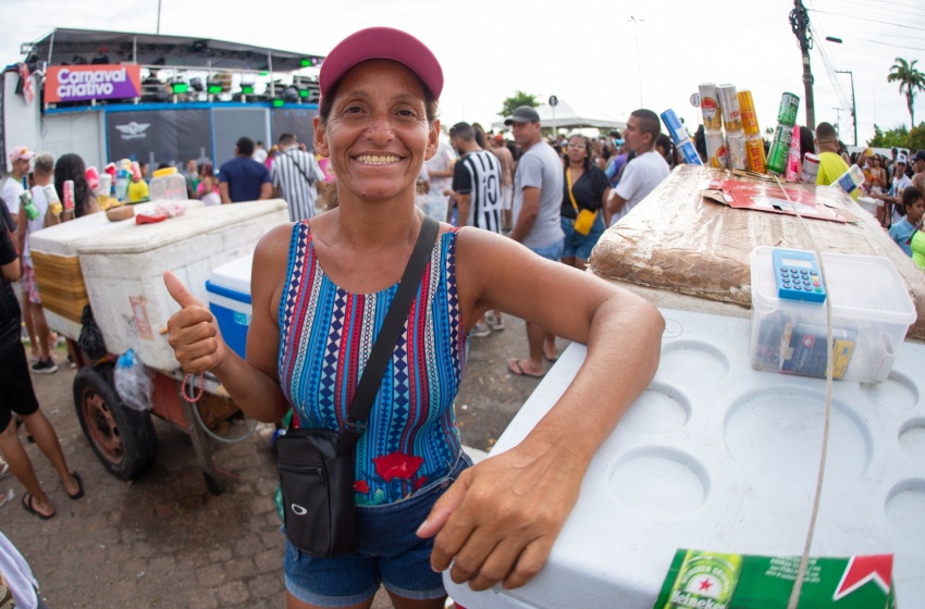Segurança Cidadã orienta ambulantes que vão trabalhar nas prévias carnavalescas