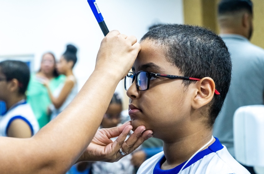 Escola Municipal Higino Belo participa de mais uma ação do projeto Olhinhos Felizes