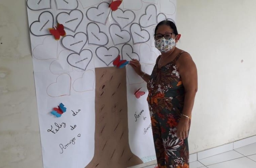 Idosas do Cras Área Lagunar participam de atividade em comemoração ao Dia do Amigo