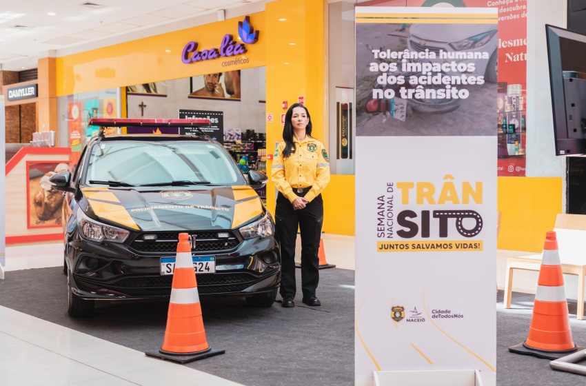 Exposição aborda dados de acidentes e infrações de trânsito na capital