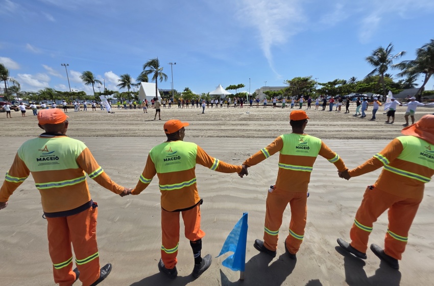 Clean Up Day 2026: Alurb realizará mutirão de limpeza na praia de Jaraguá, neste sábado (19)