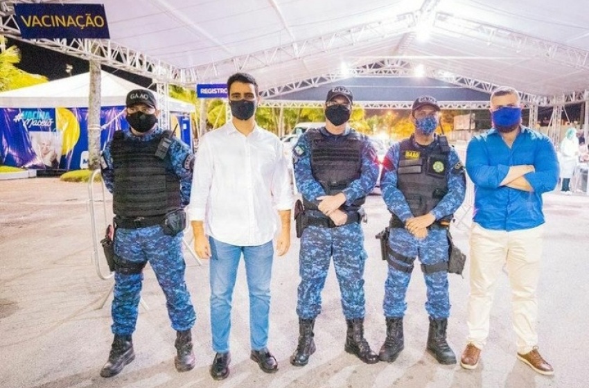 Guardas Municipais fazem a segurança no Corujão da Vacinação