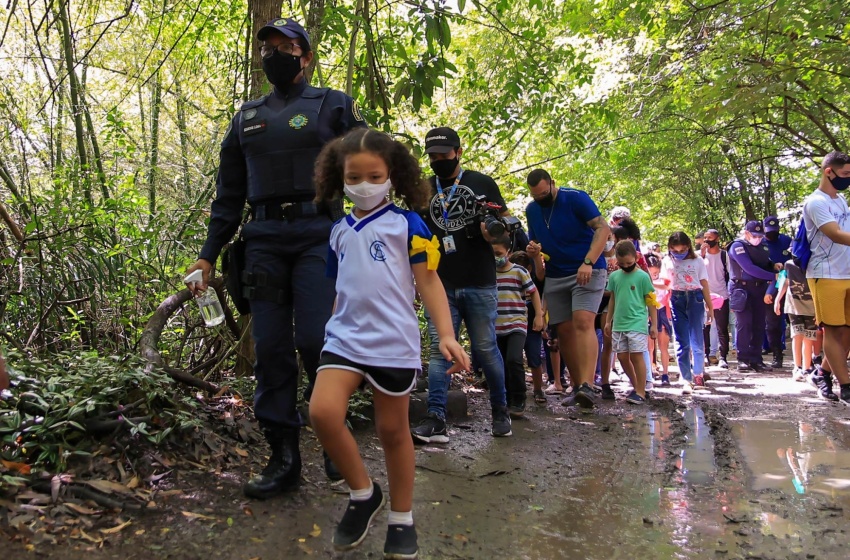 ‘Domingo com a Guarda’ anima final de semana de crianças carentes de Maceió