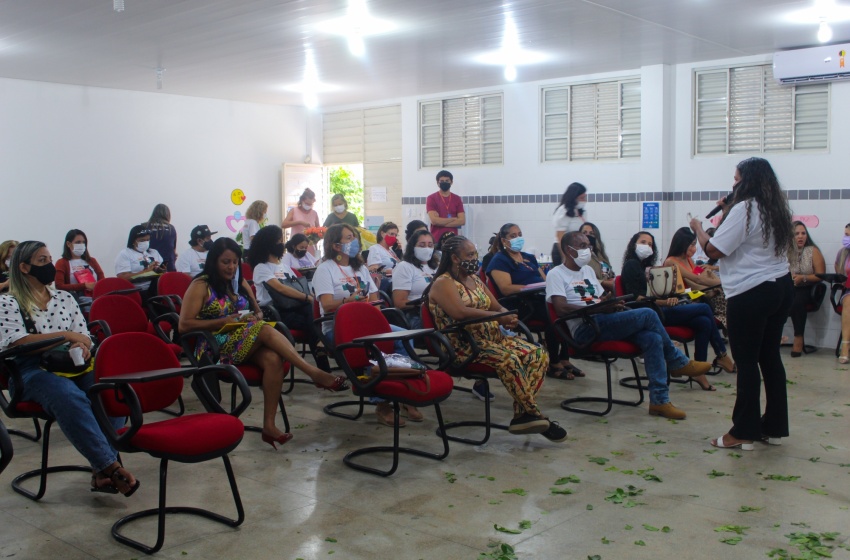 Educação encerra curso sobre a história da África com apresentações e discursos