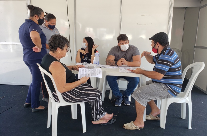 Mutirão de cadastro de MEIs segue até sábado (5), na Praça Deodoro