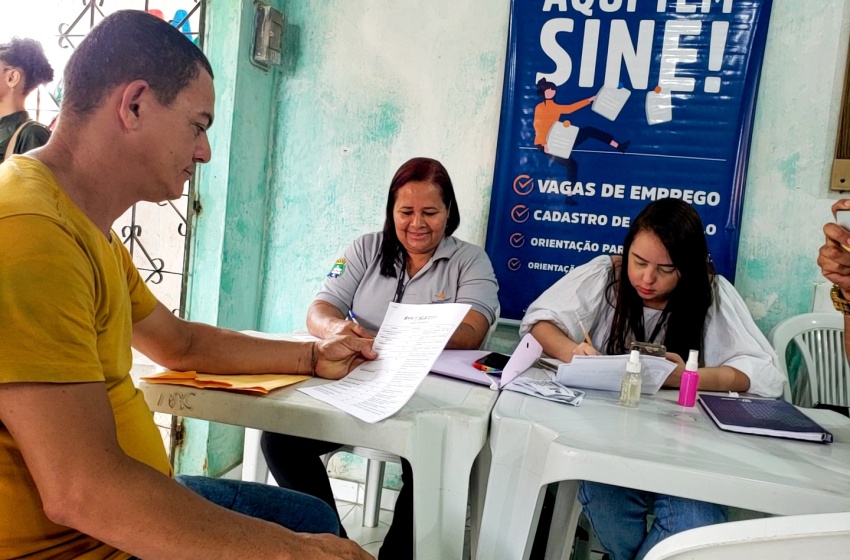 Sine Itinerante faz encaminhamentos de profissionais para o mercado de trabalho