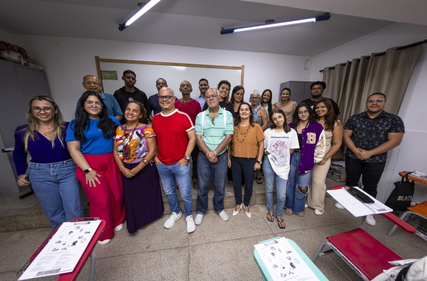 Cursos gratuitos de idiomas estrangeiros ampliam oportunidades e mudam vidas de alunos em Maceió