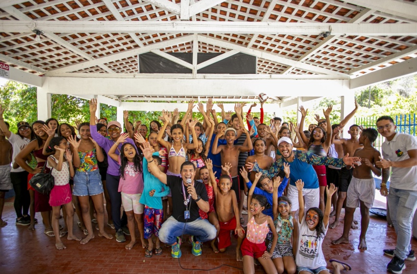 Crianças do Serviço de Convivência participam de dia de lazer e diversão