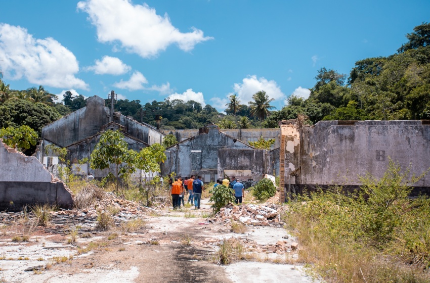 Fábrica Carmen recebe visita técnica para discutir ideias para museu a céu aberto