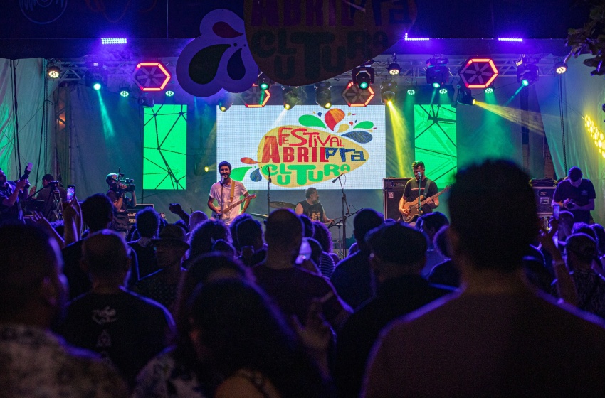 2ª edição do Festival Abril Pra Cultura homenageia Djavan