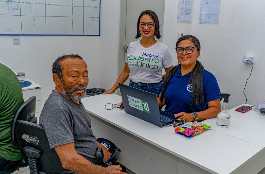 Rota da Cidadania leva atendimento a residentes da Cidade da Pessoa Idosa