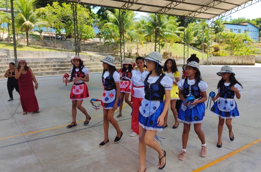 Serviço de Convivência do Juvenópolis realiza festividades de fim de ano