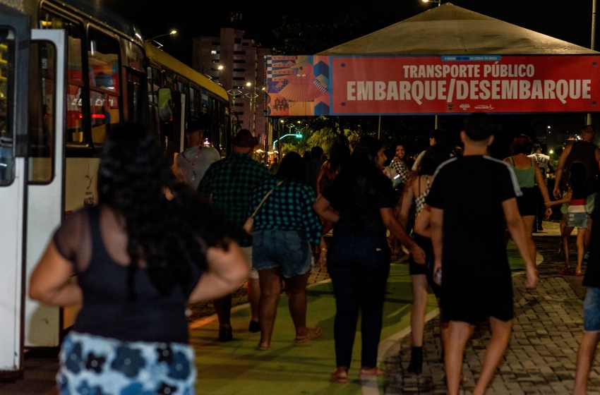 Da porta de casa para o Jaraguá: linhas gratuitas aproximam maceioenses do São João Massayó