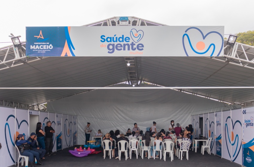 Programa Saúde da Gente chega ao Benedito Bentes e garante assistência às mulheres da região