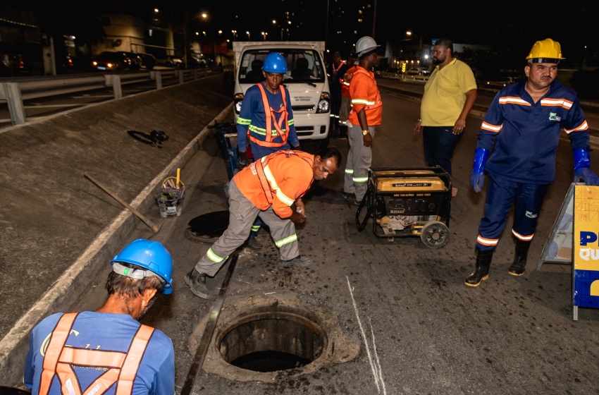 Av. Gustavo Paiva recebe mais uma etapa da Operação Tampa Bueiro