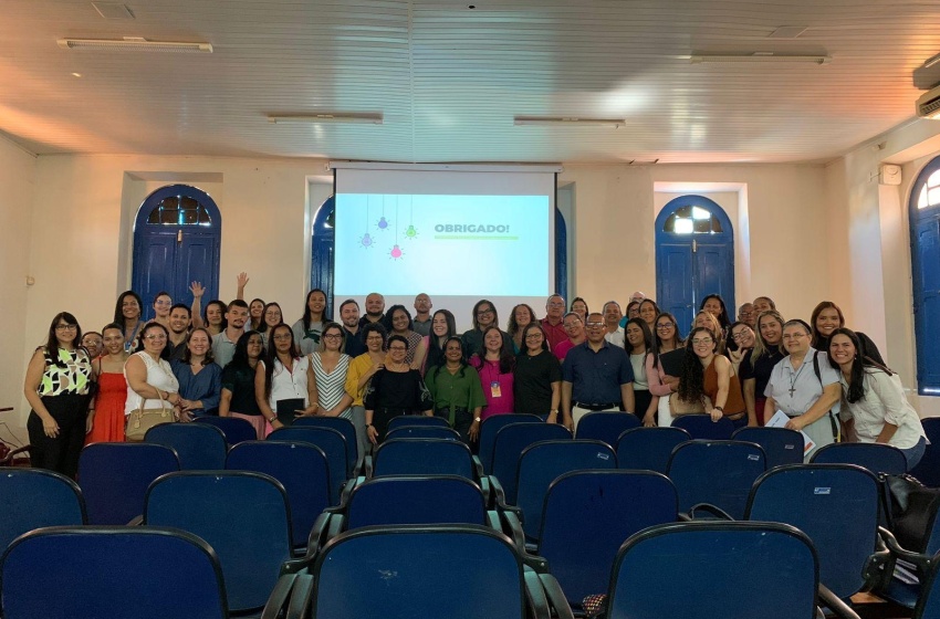 Desenvolvimento Social capacita 130 profissionais de 35 entidades